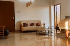 Comfort Family Homestay | 3 Min from Rahman Hospital, Guwahati