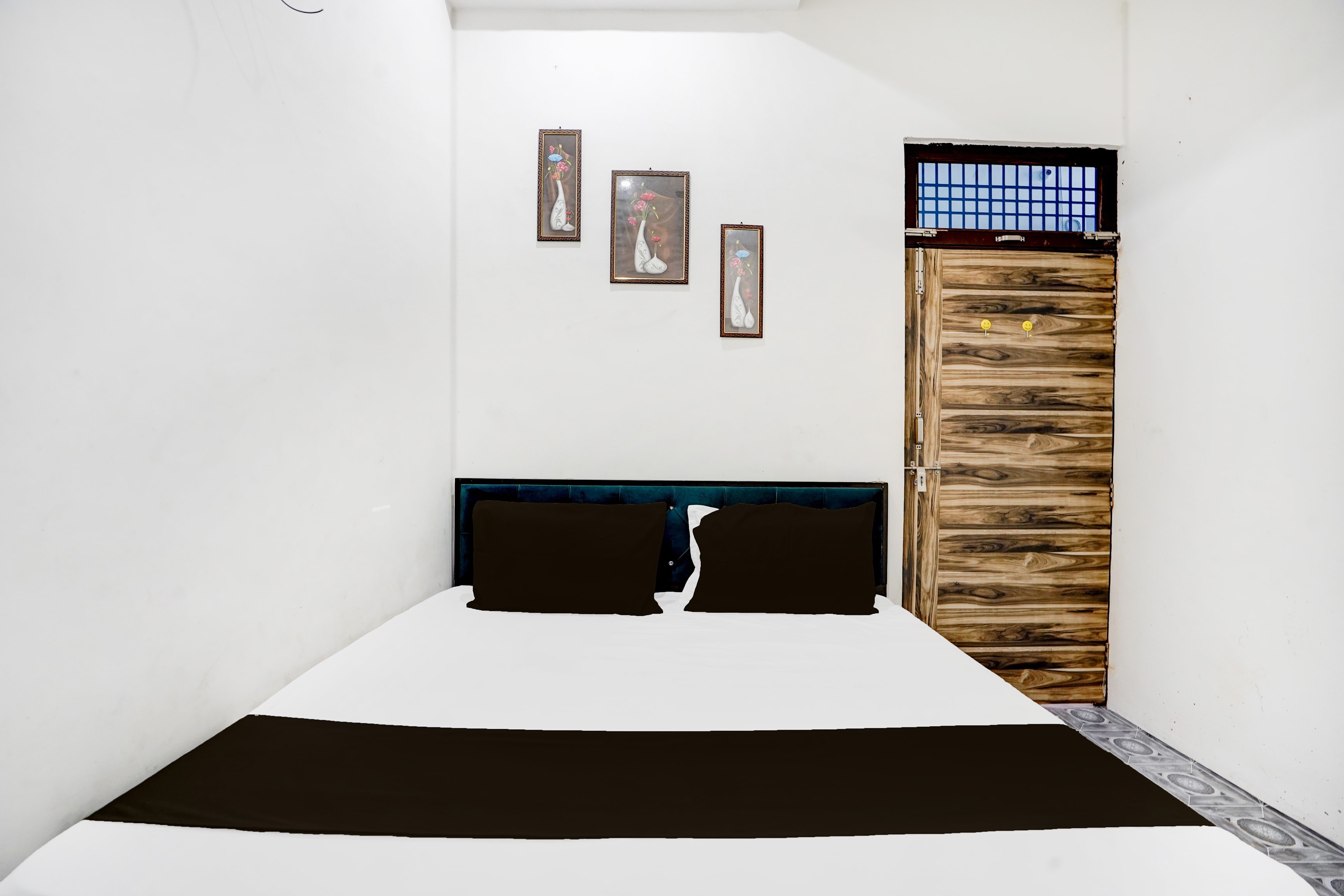 Hotel O Urban Ghar - Tap to explore photos