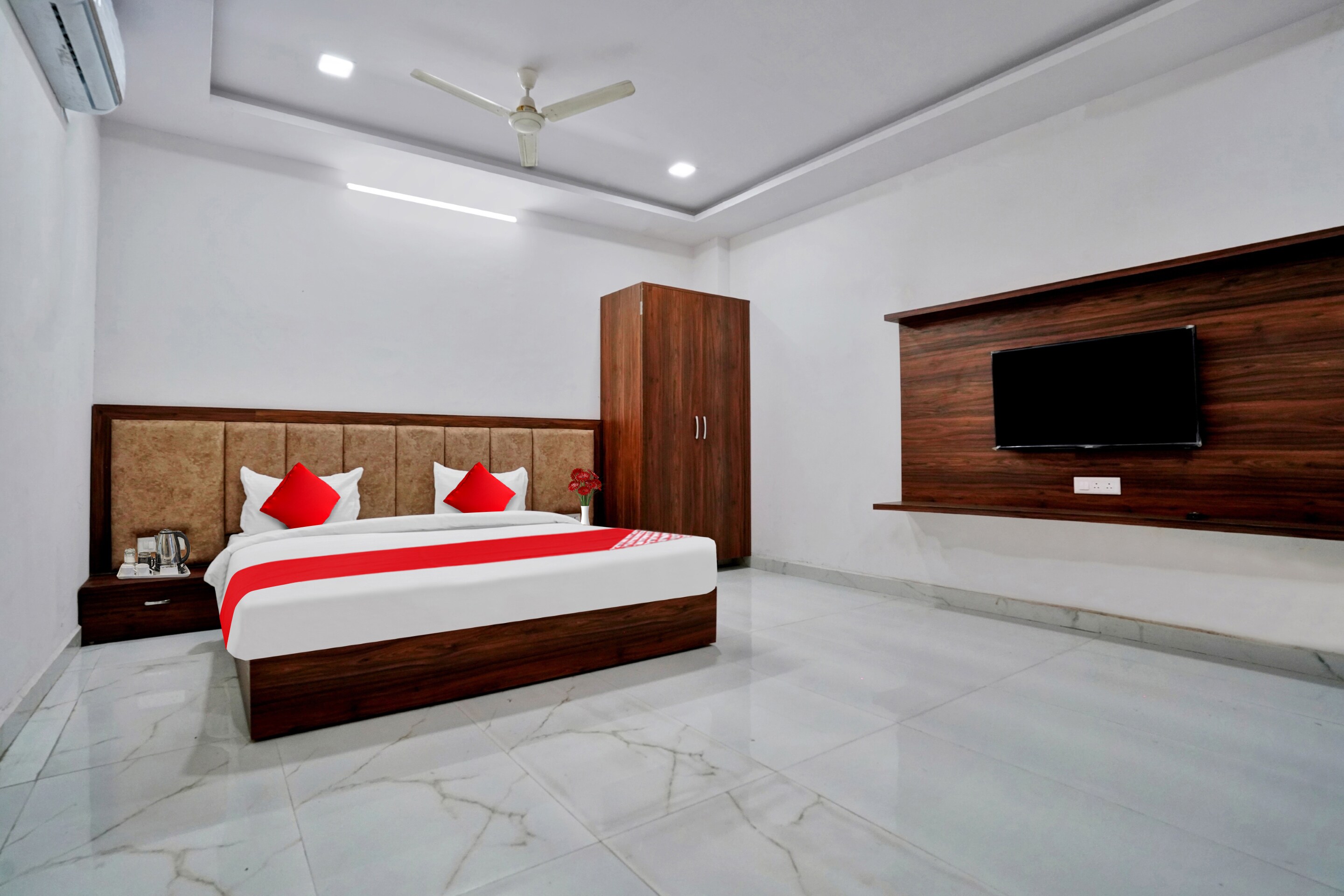 Hotel O Raj Villas - Tap to explore photos