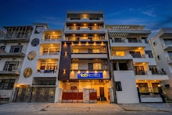 FabHotel Swastik Villa, Varanasi