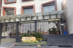 HOTEL THE TAYAL, Bilaspur, Chattisgarh