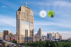 إمبوريوم سويتس باي شاتريوم , 