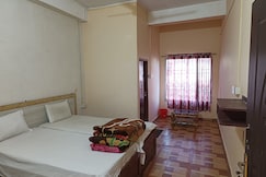 HOTEL KALPANA PALACE, Sonari