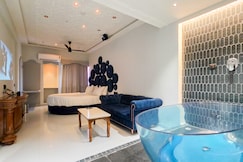 Hotel Nova Bloom, Kadi