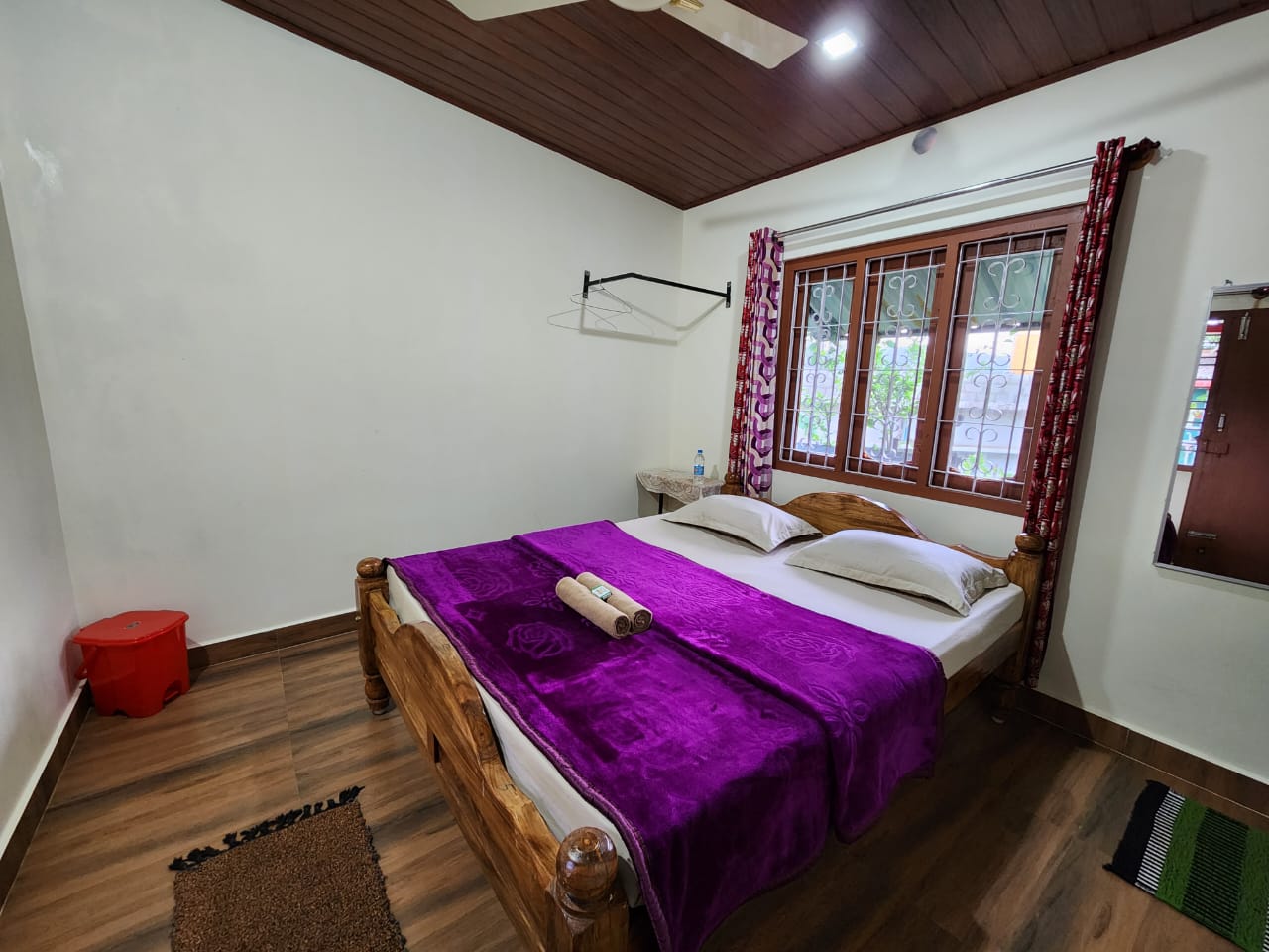 Thamane Homestay - Tap to explore photos