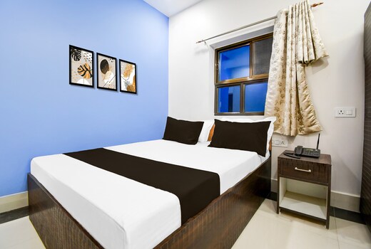 HOTEL O L R