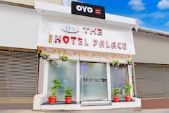 Hotel O The Hotel Palace, Mumbai