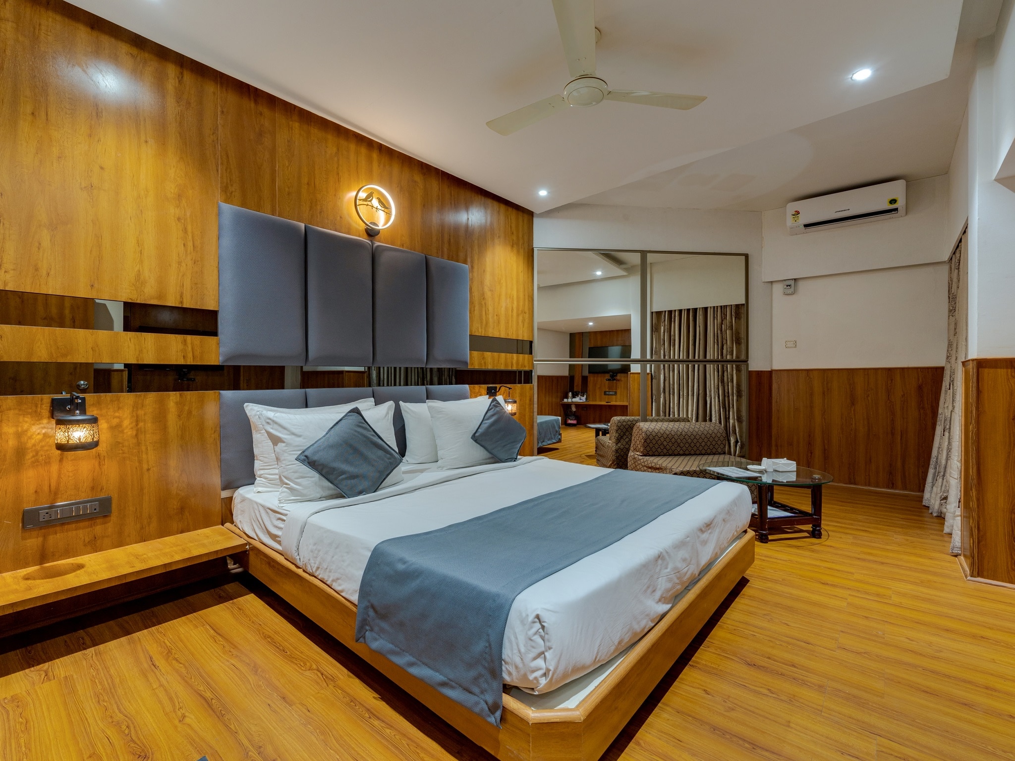 Hotel Surya Executive 3
