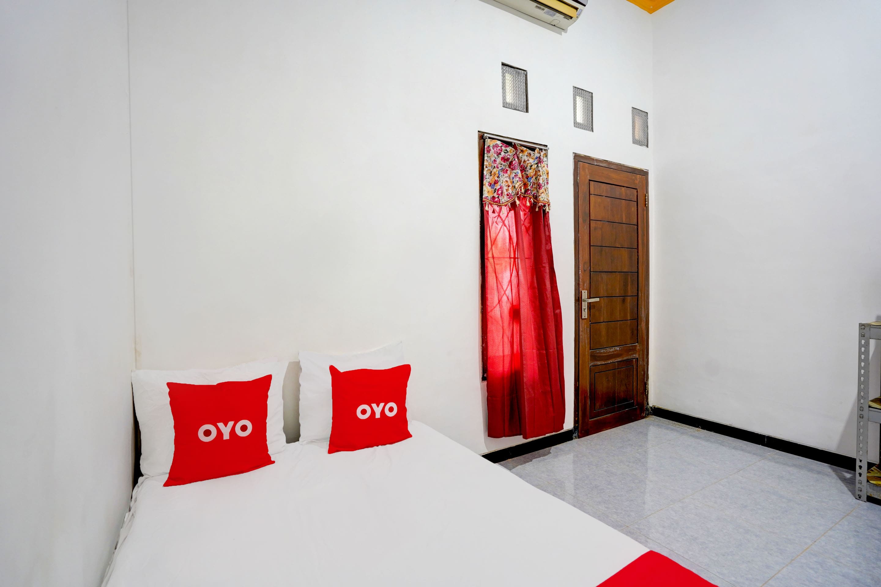 OYO 92848 Tri D Homestay Syariah - Tap to explore photos