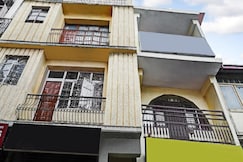 Stayapart | Rooms at Nayna Homestay, Vikasnagar