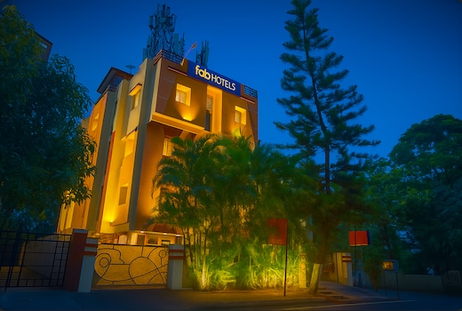FabHotel Shree Swami - Nr. Bird Valley Udyan