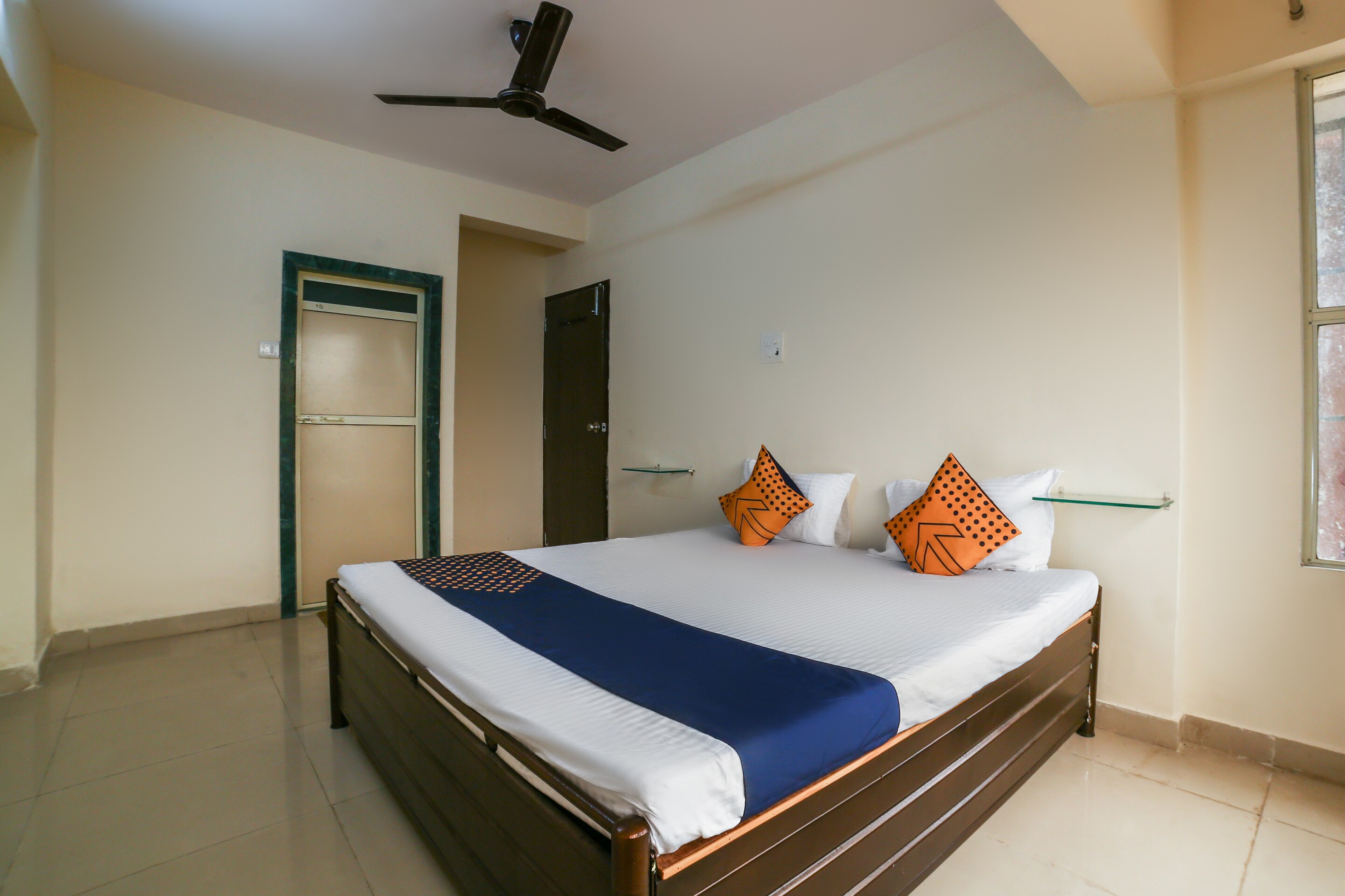 Hotel O Megha Villa 4