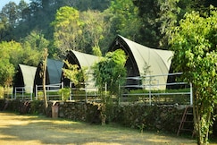 Aita River Resort, Lansdowne