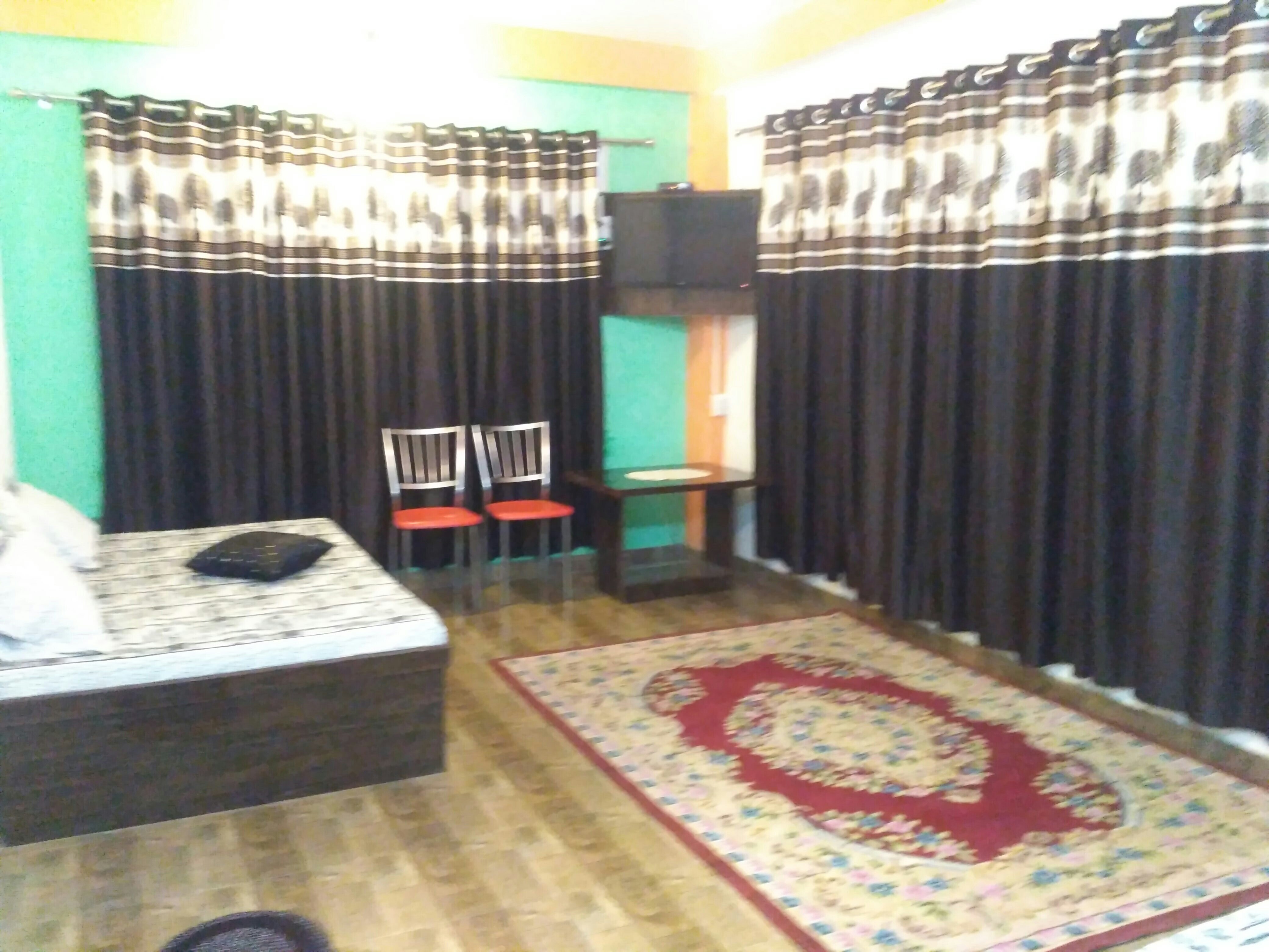 Zaika- E- Hindustan Homestay - Tap to explore photos
