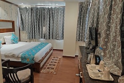 Hotel Opulence, Pathankot