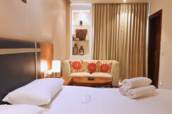 The Cabin by Quirk Stays  Netflix  Cozy   Balcony, Gurgaon