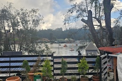 MANGO RESORTS ON THE LAKE, Munnar