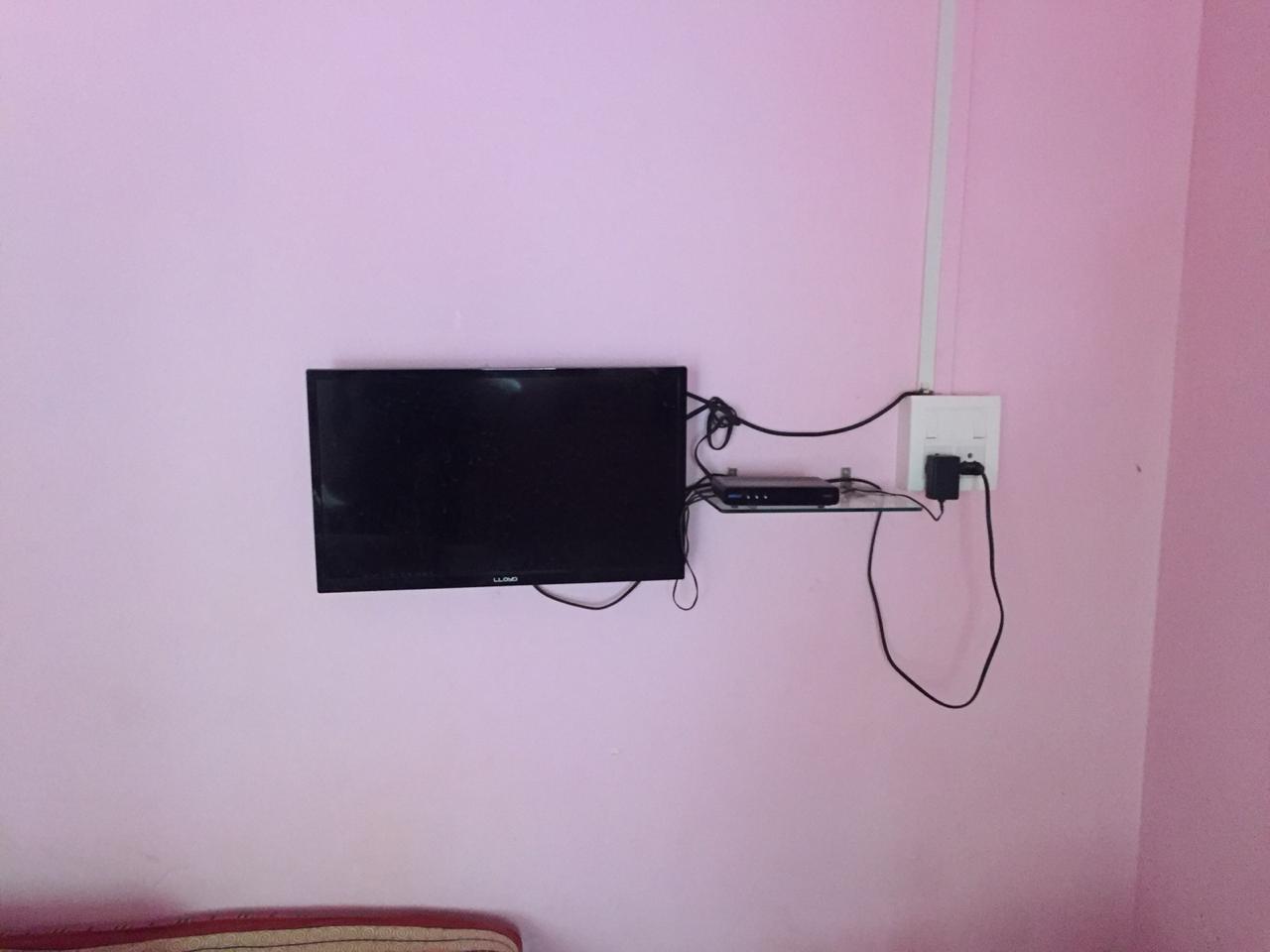 bhor holidays guest house - Tap to explore photos