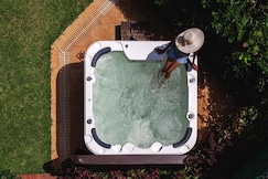 Lily at Emilia Villa by VEO - Part of StayVista, Mahabaleshwar