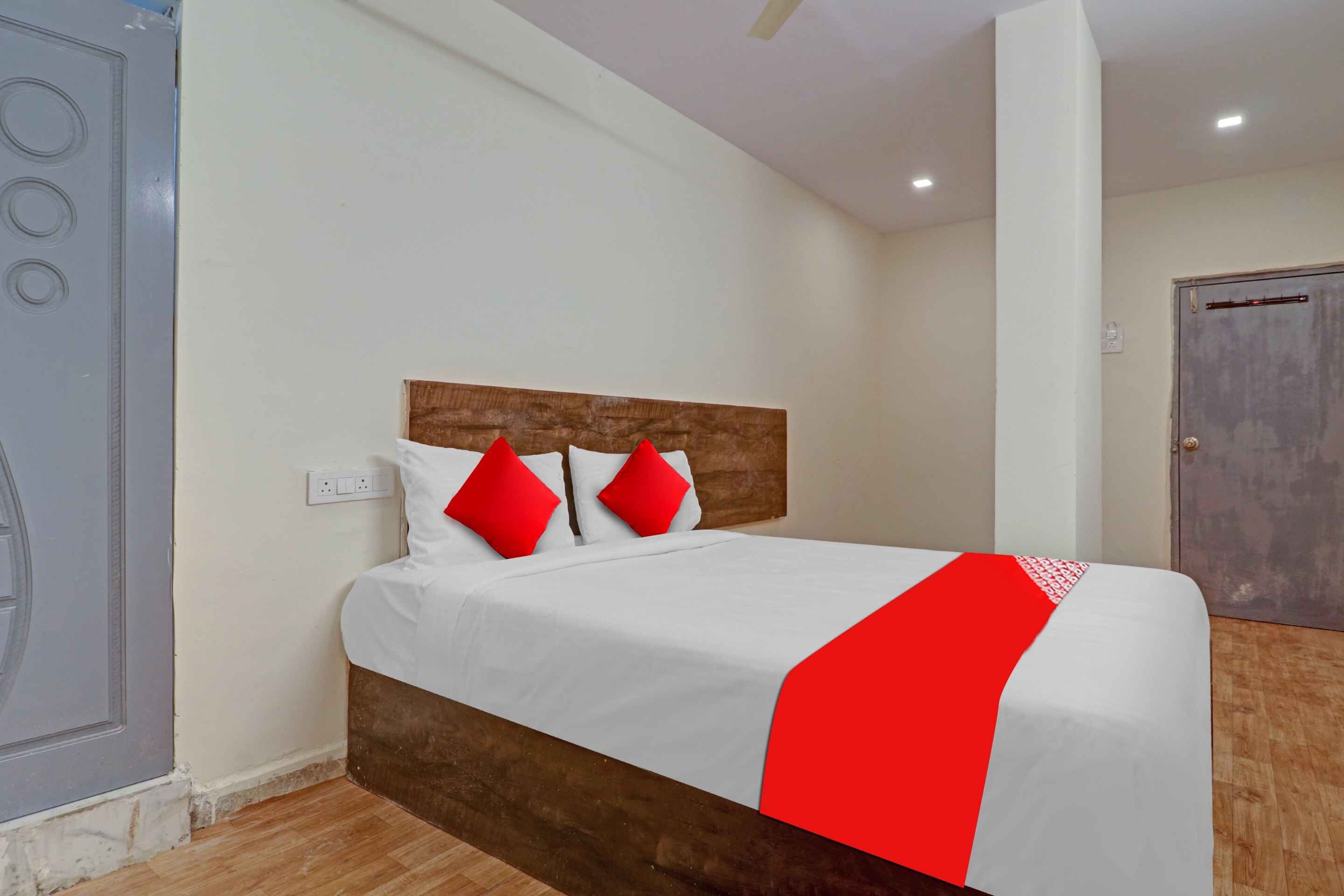 Hotel O R Square Bn Reddy - Tap to explore photos