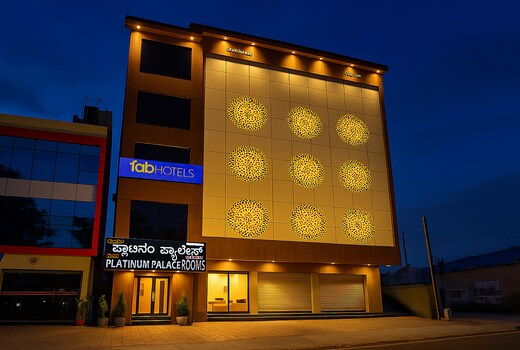 FabHotel Platinum Palace - Nr. Magadi Main Road