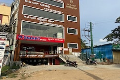 Hotel GPS Residency, Maddur