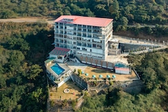 SPT Clarks Inn Suites