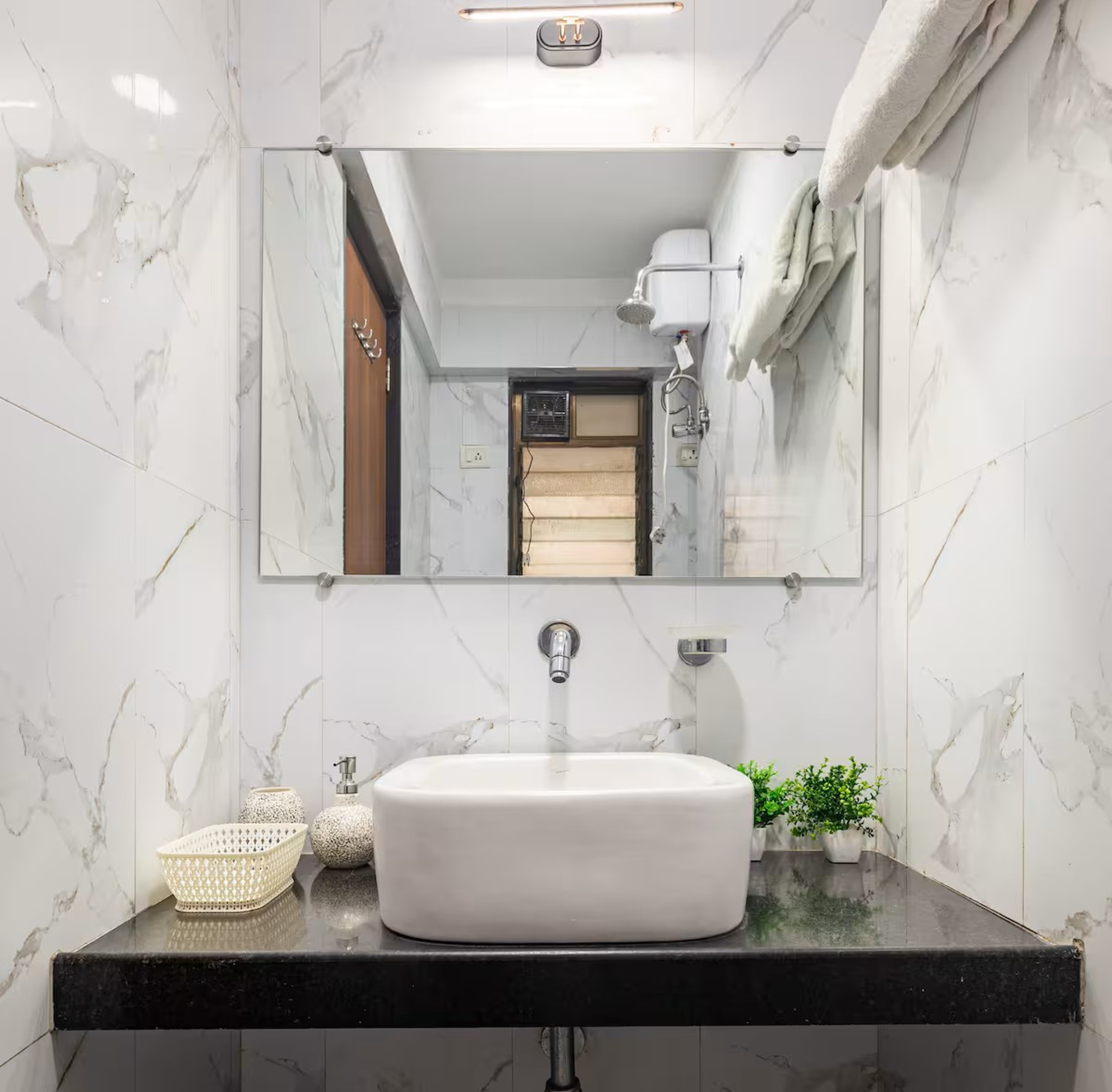 Modern 2 BHK Service Apartment in BKC - Tap to explore photos