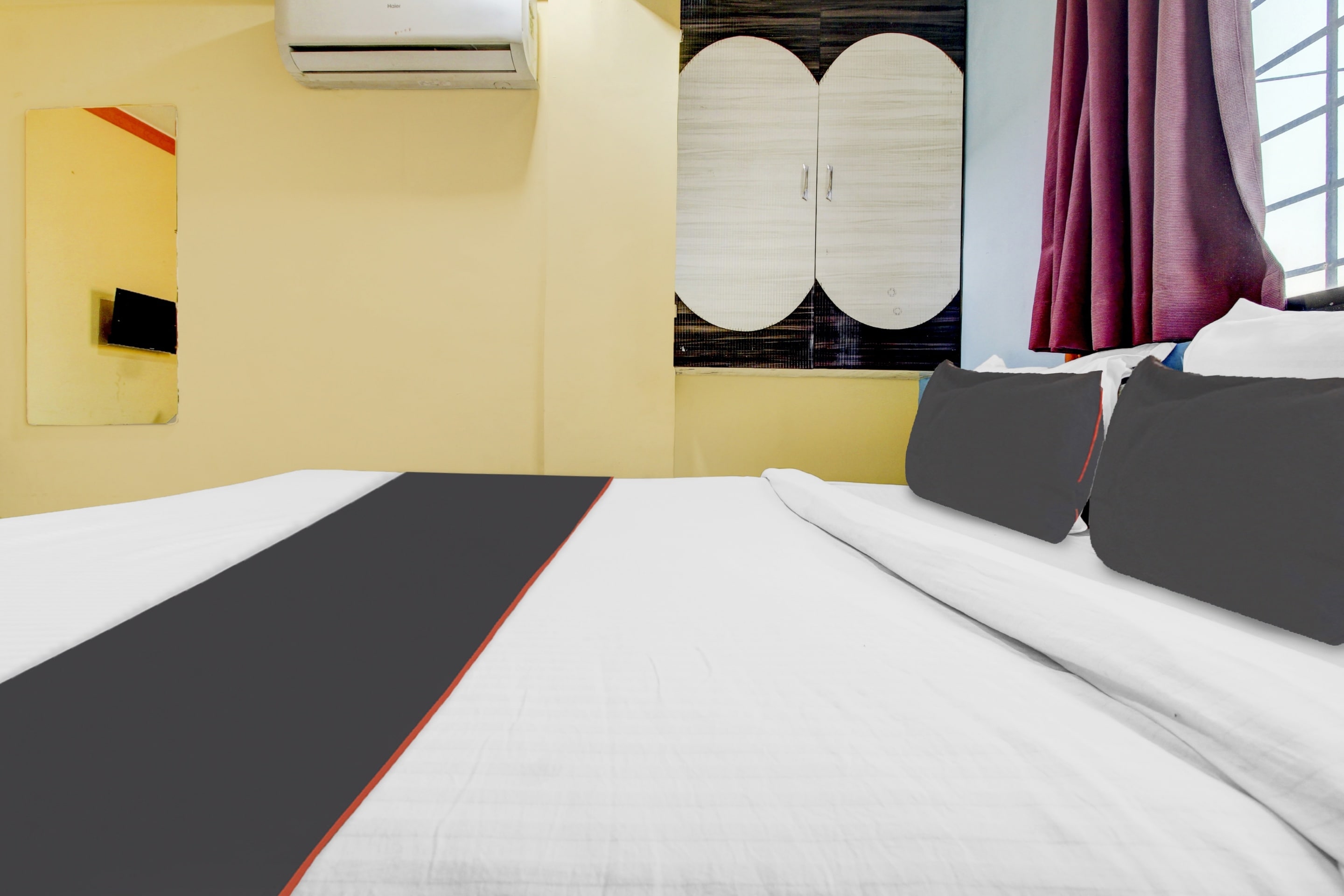 Hotel O Dehu Road Pune - Tap to explore photos
