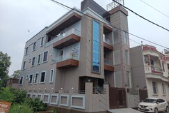 Narayan Sadan ,House no:25A, Gorakhpur