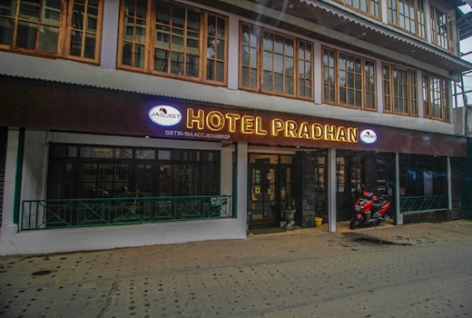 JAGJEETS HOTEL PRADHAN