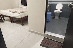 Hotel om vadodara, Dabhoi