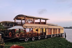 The Botel Alleppey Houseboats by EGH, Alleppey