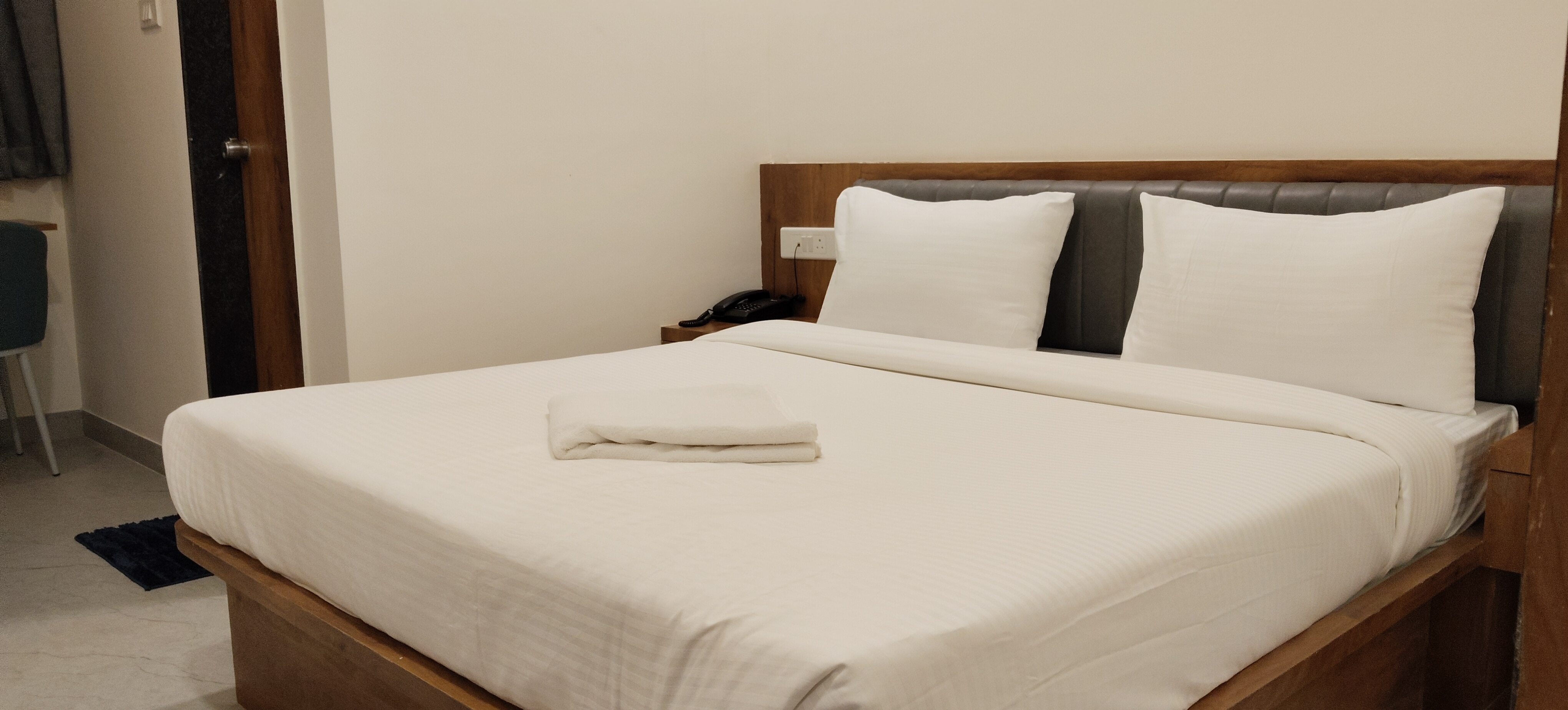Hotel Sai Executive- Bambholi,Chakan - Tap to explore photos