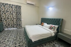 La Velvet Villa  a luxury stay near to Bagha beach, Goa