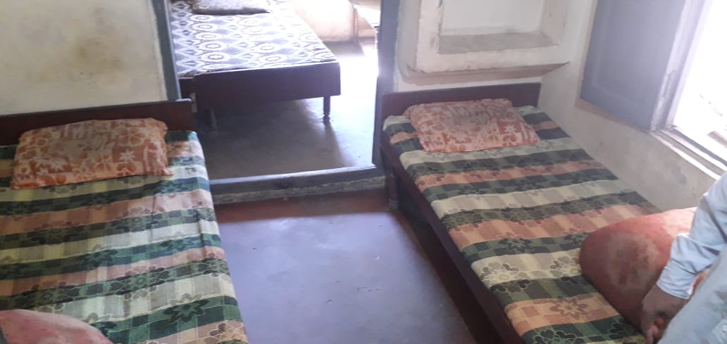 Apple Garden Homestay - Tap to explore photos