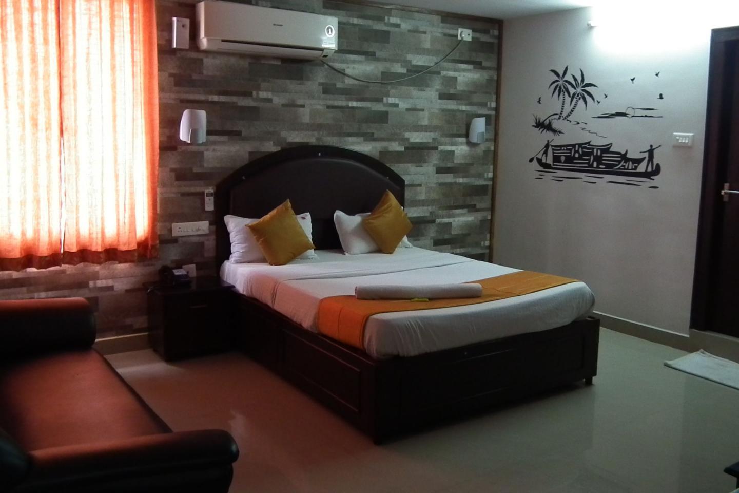 HOTEL MEENA PARADISE - Tap to explore photos