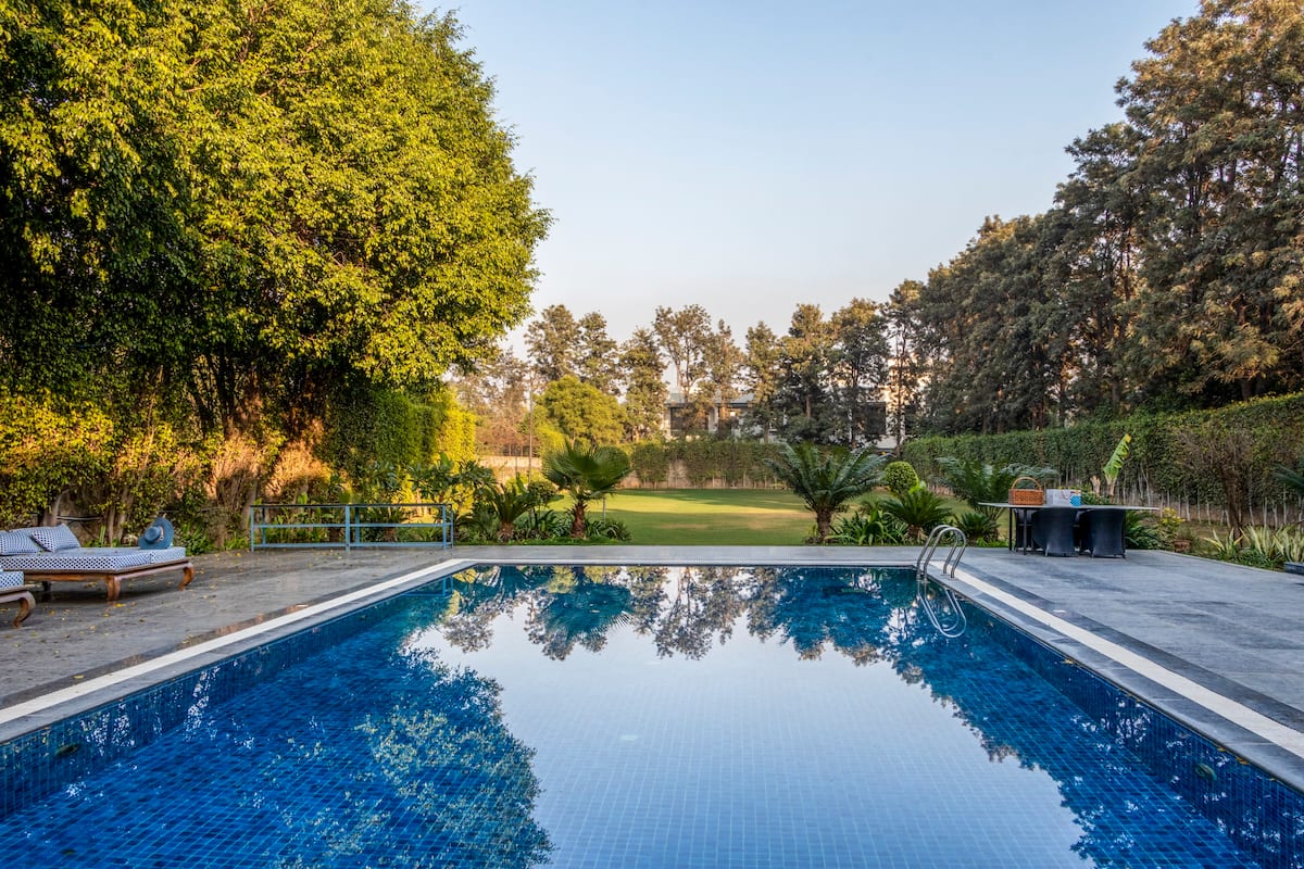 Luxurious 5 BHK Farmhouse - Tap to explore photos
