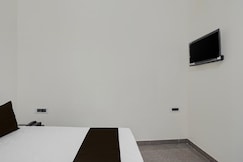 Hotel O Choudhary Hotel and Resort, Meerut
