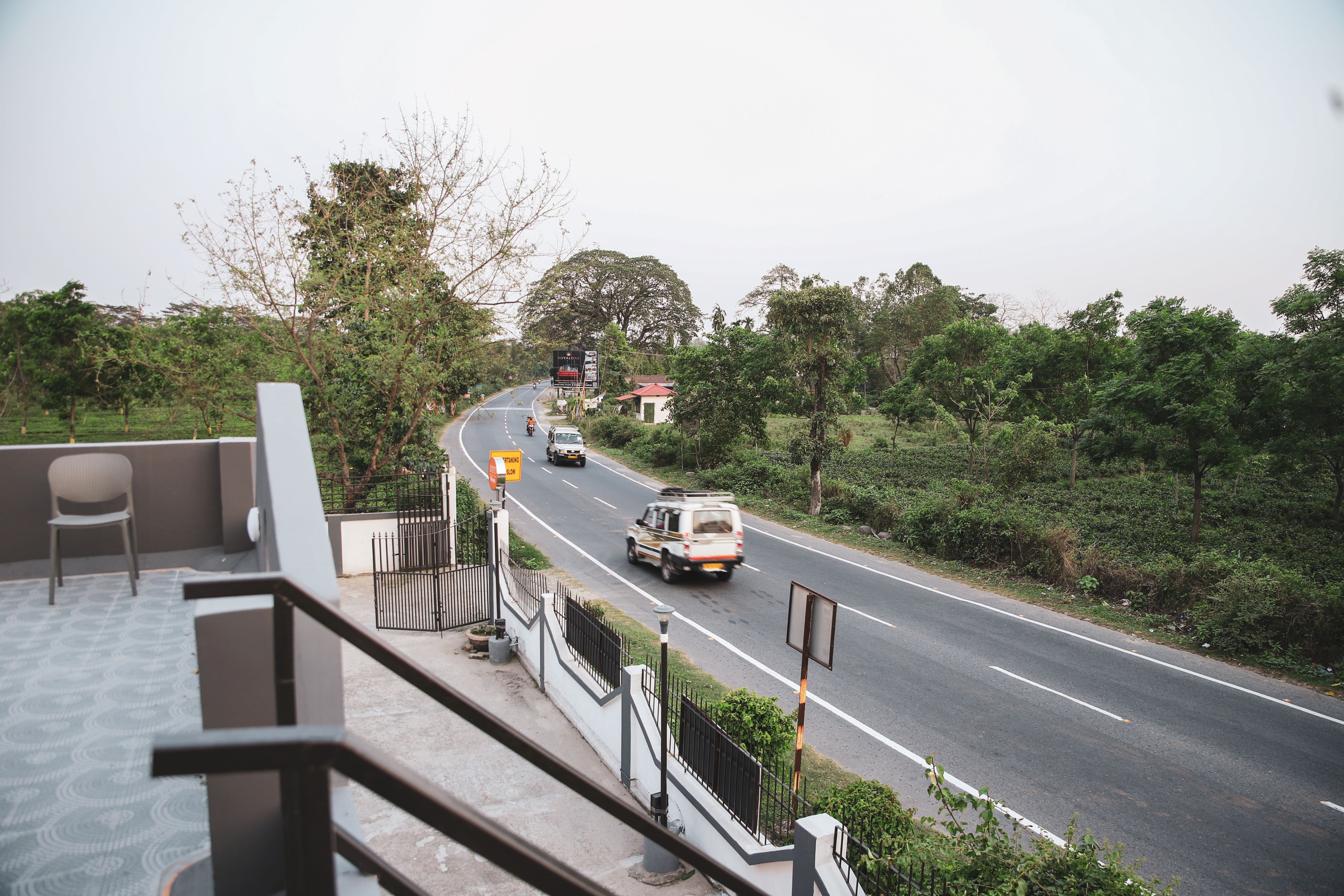 Stop By Zone, Simulbari - Tap to explore photos