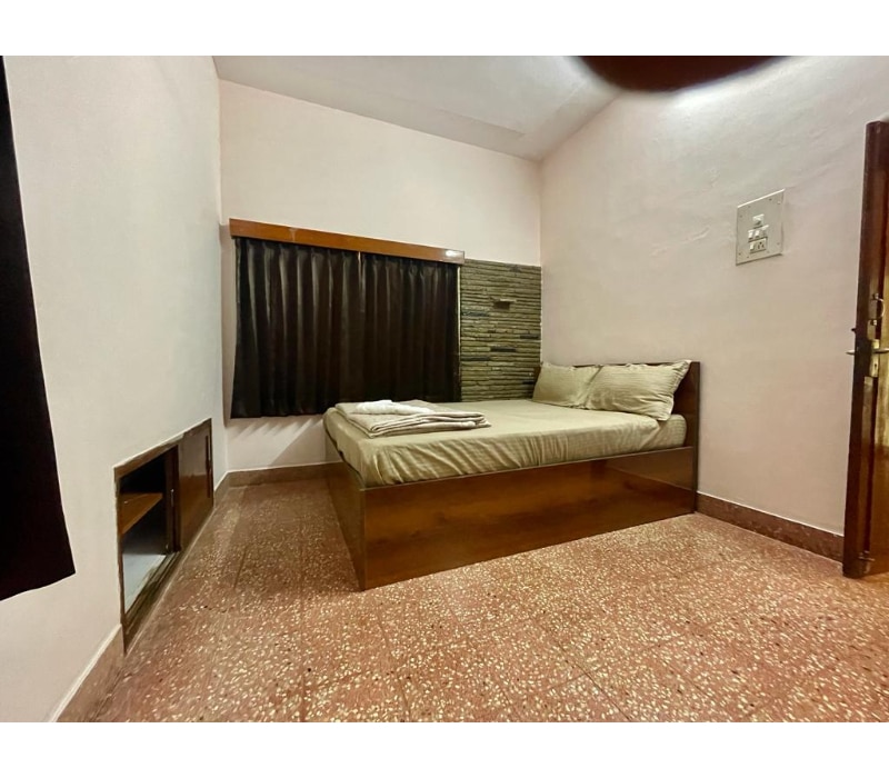 Prince Homestay - Tap to explore photos