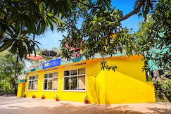 FabHotel Sunshine Beach Resort, Goa