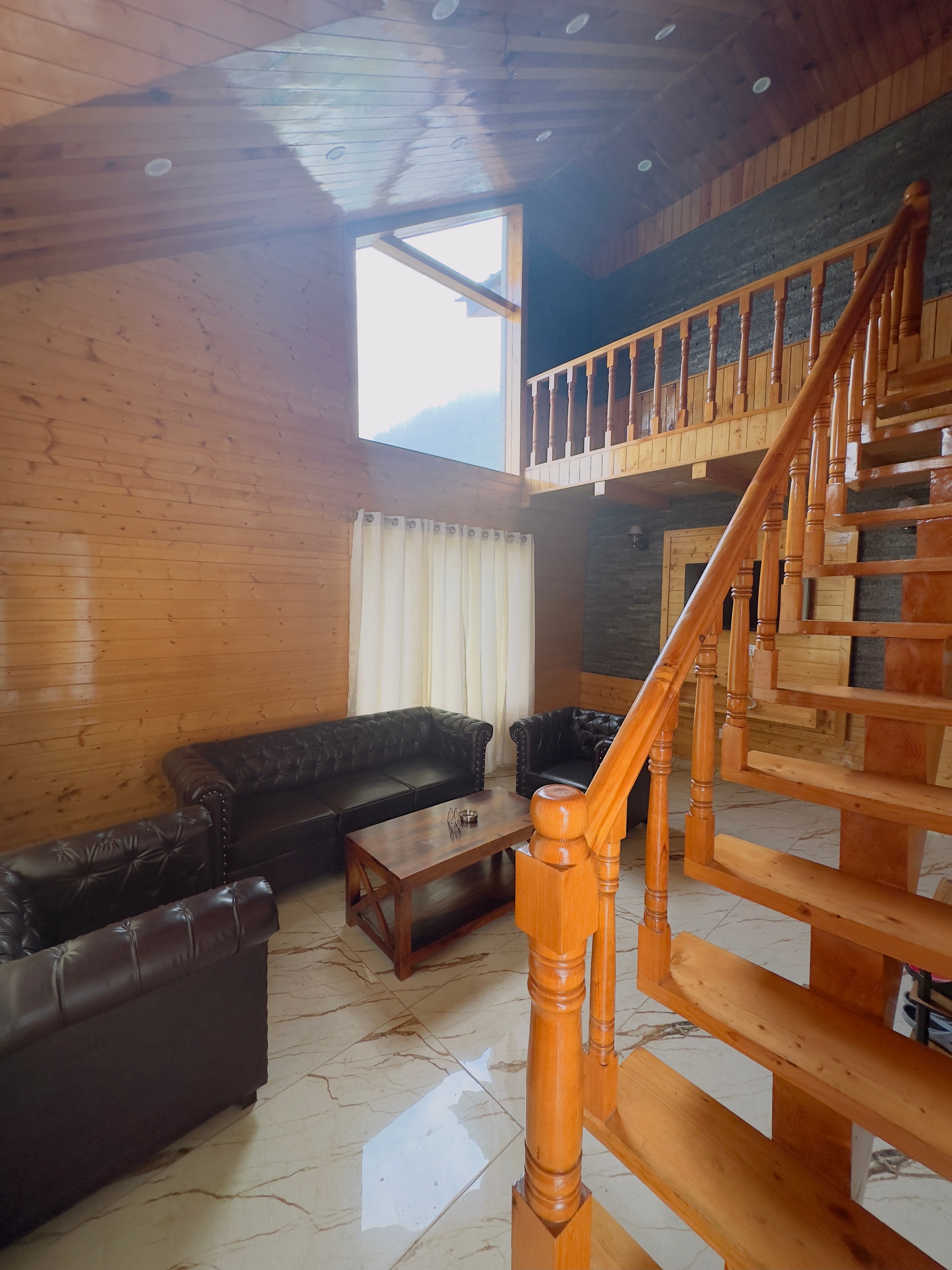 BLISSFULL COTTAGES MANALI - Tap to explore photos