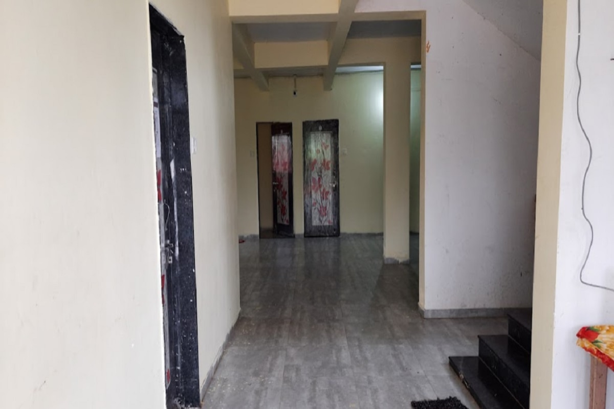 Hotel Sai Shradha lodging - Tap to explore photos