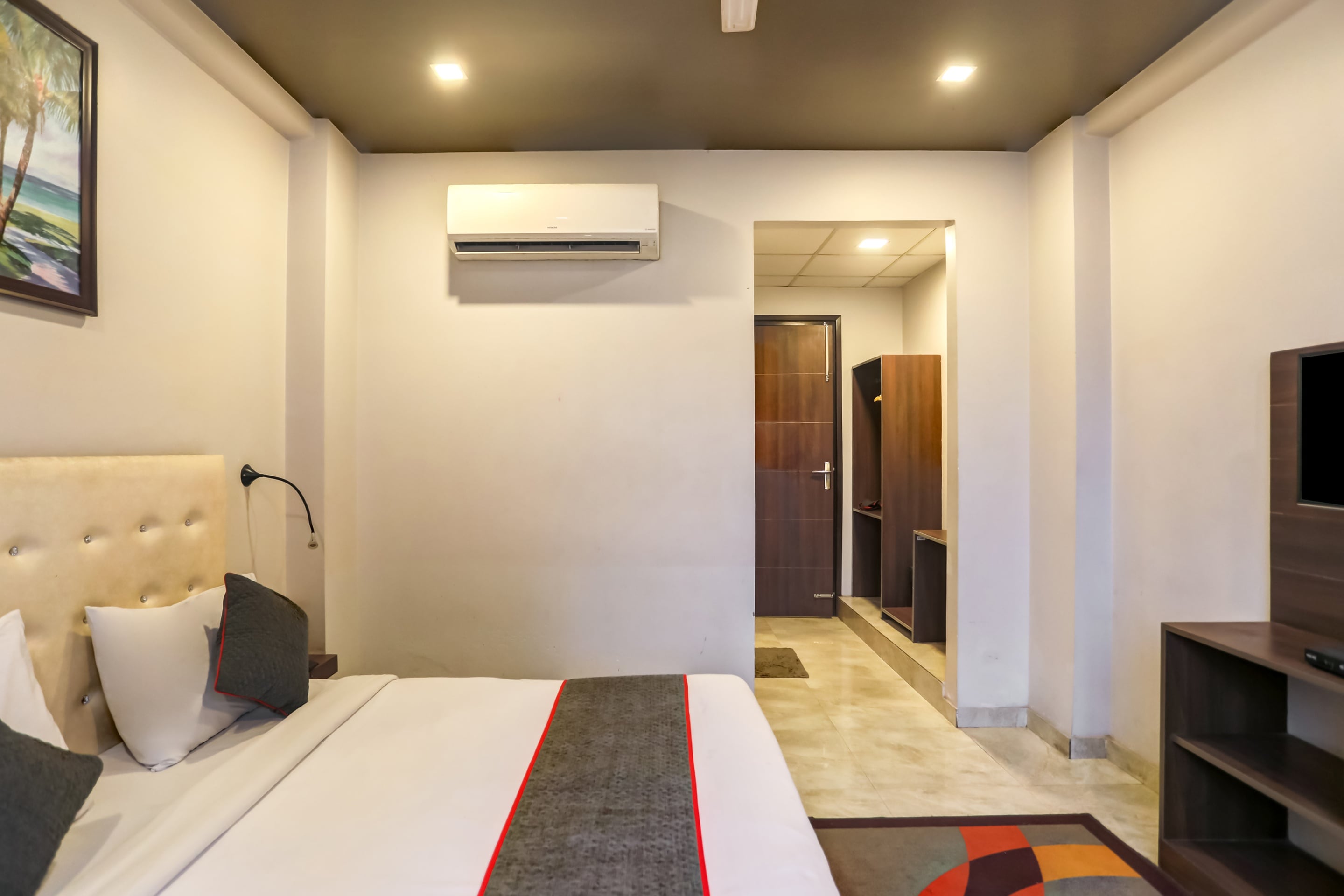 Townhouse Ranipur Mor - Tap to explore photos