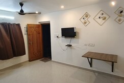 The Farm Crest, Mahabalipuram