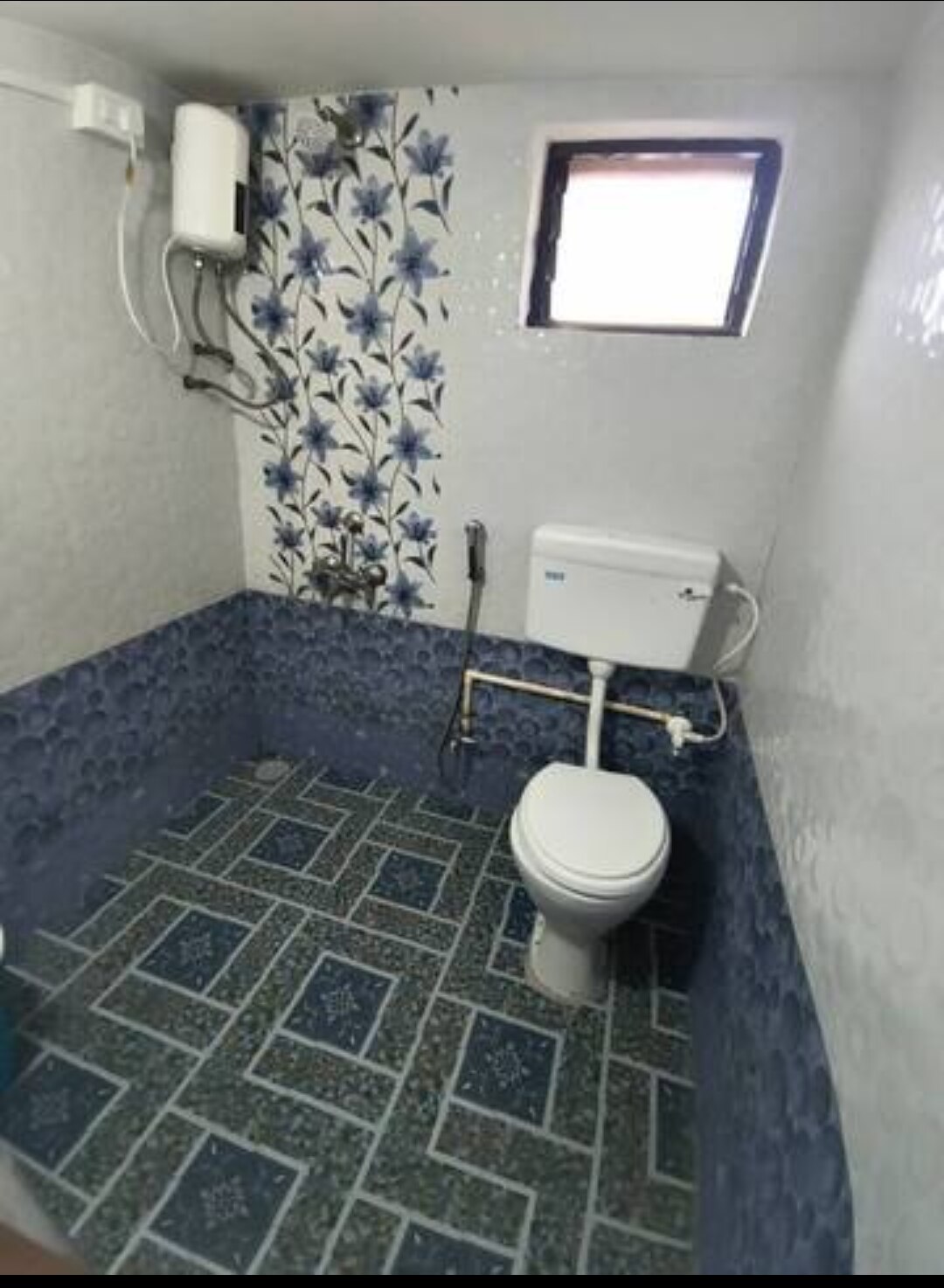 ShivasaiNilaya 1 BedroomHomestay Wifi Open Parking - Tap to explore photos