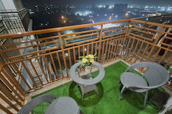 Sky High, Greater Noida