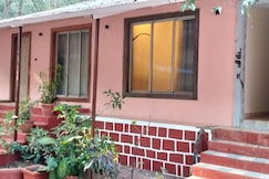 Janata Happy Home Matheran, 300 m from Matheran Railway Station, Matheran