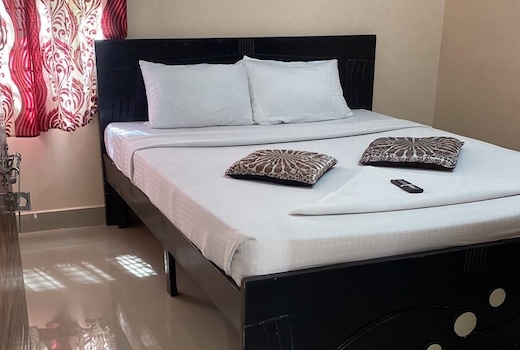 EasyNest Service Apartment